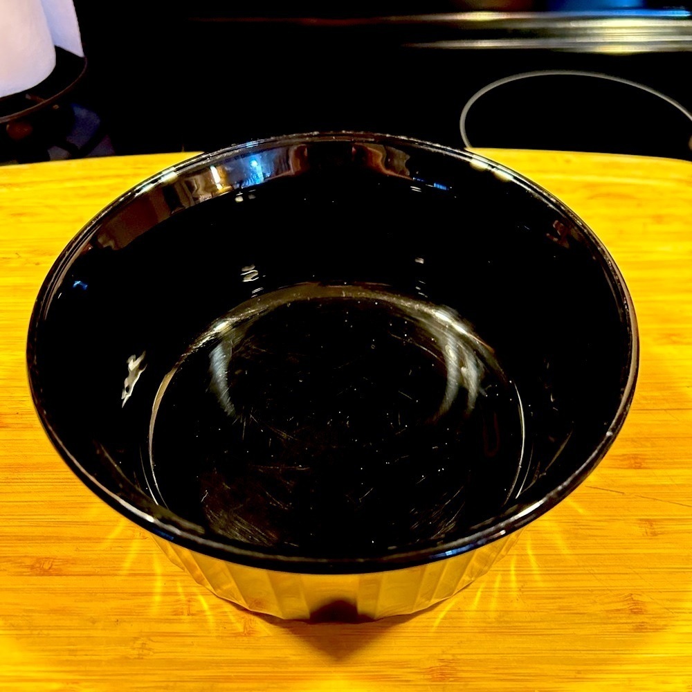 Corning Ware 1.6L French Black Round F-5-B Casserole Baking Dish Ribbed no lid